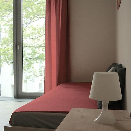 Modern And Cozy Apartment Close To Center Praag Buitenkant foto